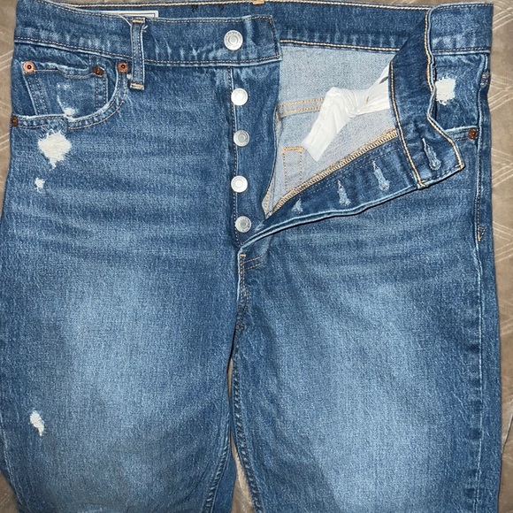 GAP High Rise Cheeky Straight Distressed Jeans - Picture 9 of 10